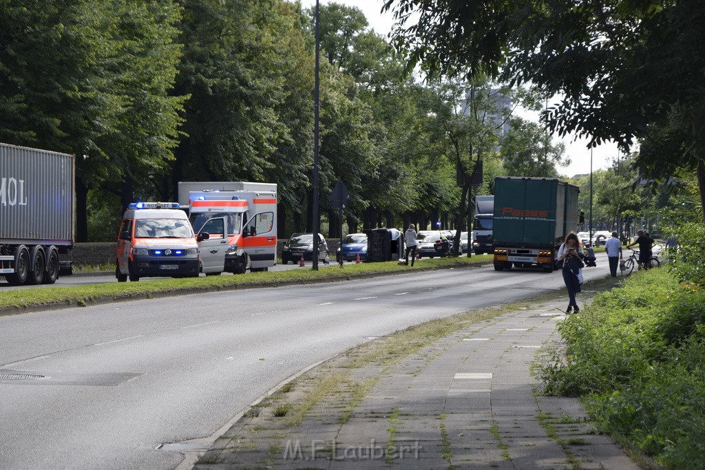 VU LKW PKW Koeln Riehl An der Schanz P01.JPG - Miklos Laubert